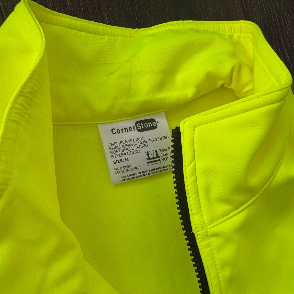 CornerStone Men’s Soft Shell Jacket - Picture 4 of 4